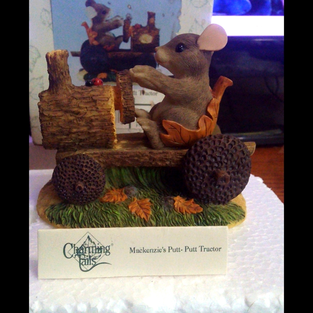 Charming tail's "MACKENZIE'S Putt-Putt Trackor